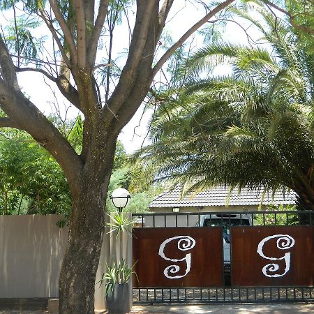 Guest House Gabby Klerksdorp Ngoại thất bức ảnh