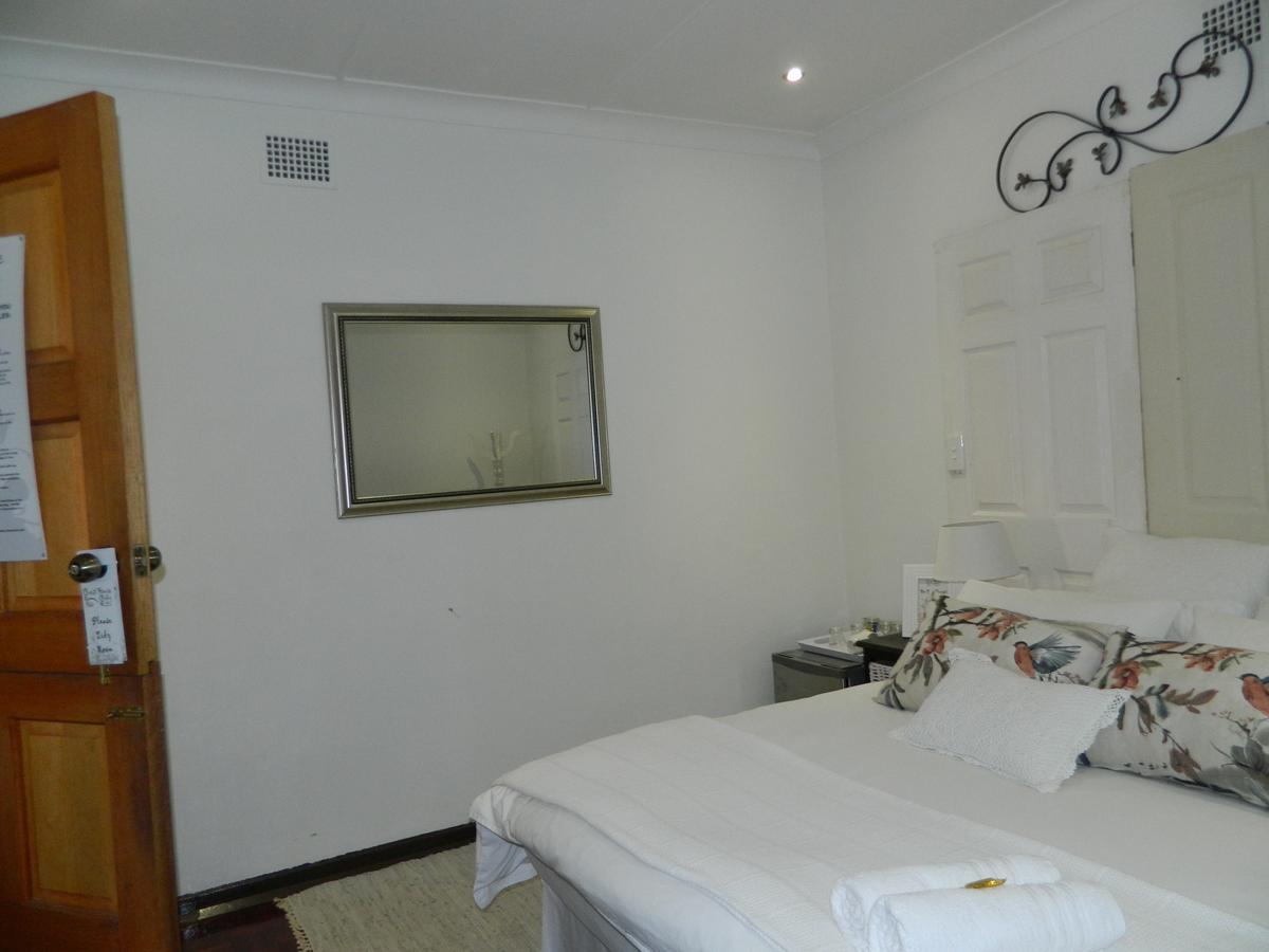 Guest House Gabby Klerksdorp Ngoại thất bức ảnh