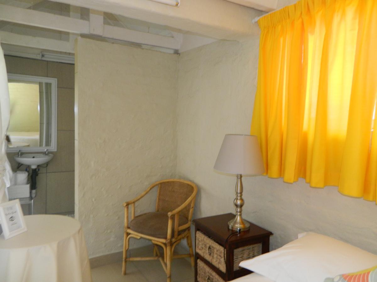 Guest House Gabby Klerksdorp Ngoại thất bức ảnh