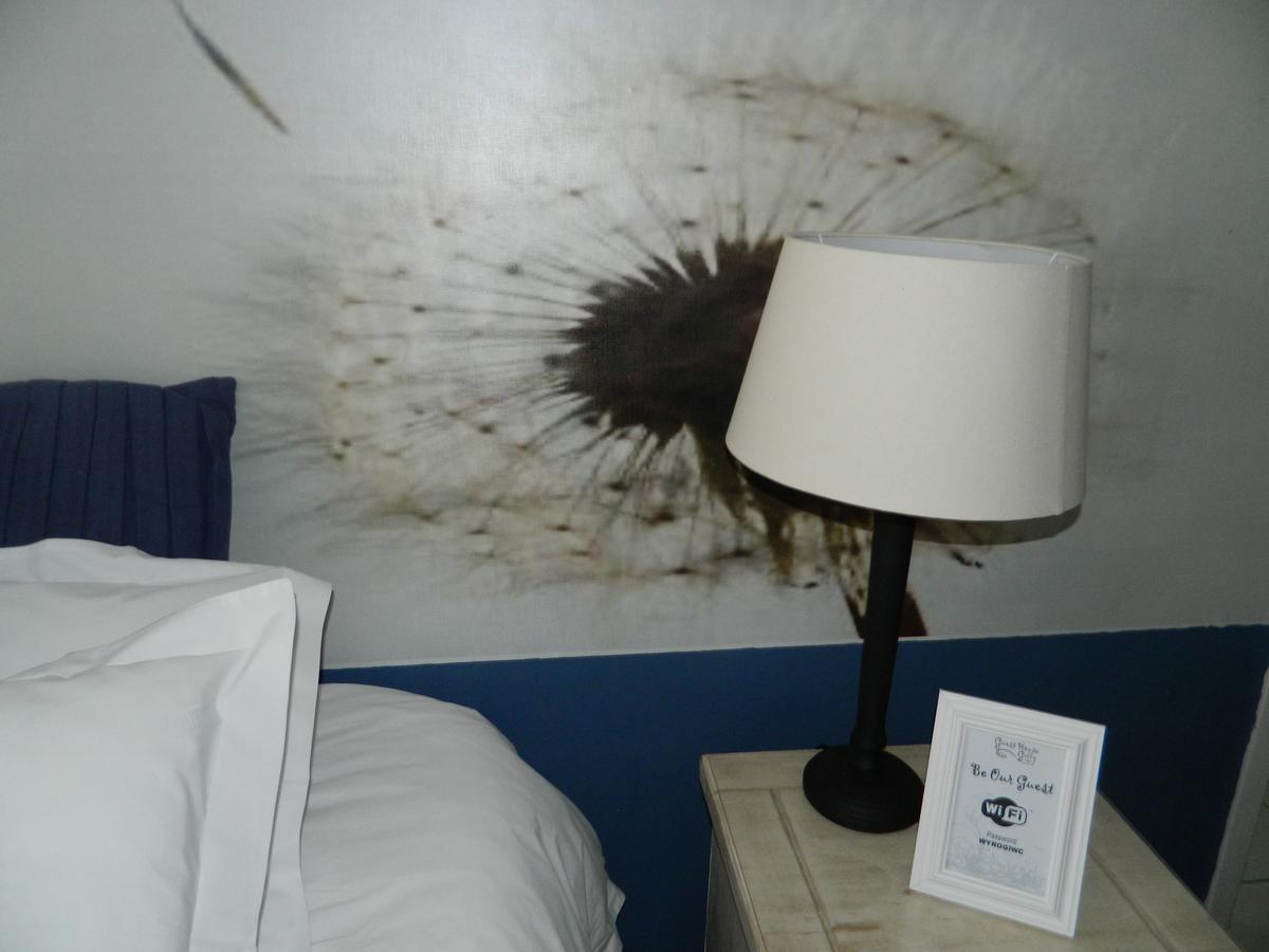 Guest House Gabby Klerksdorp Ngoại thất bức ảnh